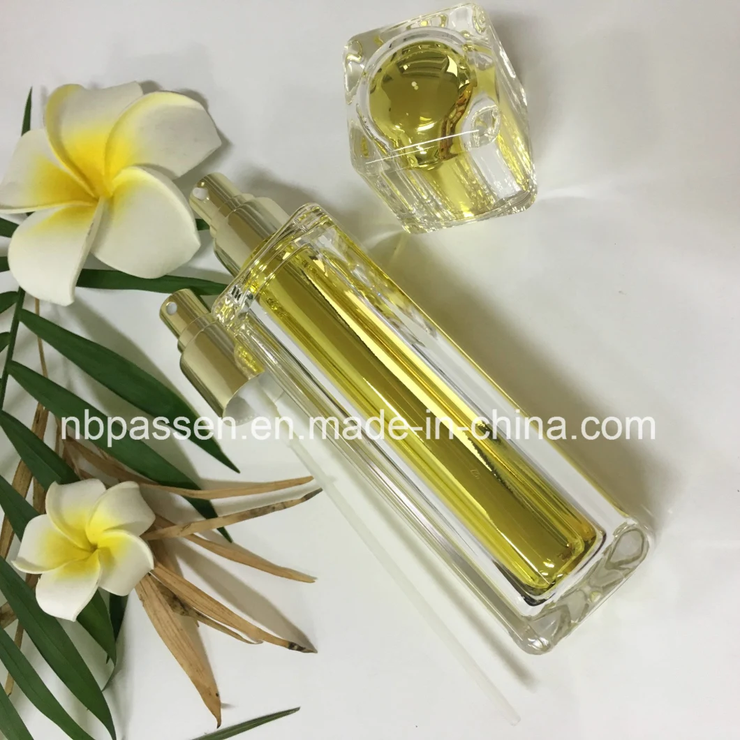 Gold Acrylic Bottle with Spray Pump for Cosmetic Packaging (PPC-ALB-061)